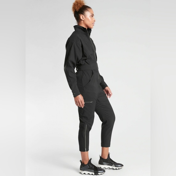 NWOT Athleta Lenox Jumpsuit in Black Sz 4